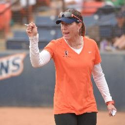 Head Softball Coach at Cal State Fullerton. Go Titans! Mom of my beautiful daughter Sarah. Go Sarah! #TusksUp