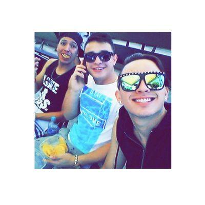@_snuppy08||@hmGerardo||@LeograjalesMX
13-enero-2012 13-09-14