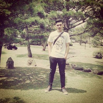 therealangga's profile picture. 