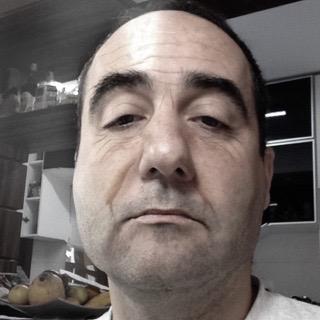 LessaJung's profile picture. 