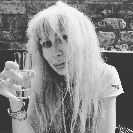 Feliciadoumayrenc Bon Dimanche Profitez En Pour Lire Hashimoto Mon Amour De Sylvie Grignon Aux Ateliersgrandou Http T Co Ascebnvdh1