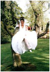 Professional wedding photographers established over 37 years, offering exciting bridal products by Graphi, MTA, and nPhoto with contemporary photographic flair.