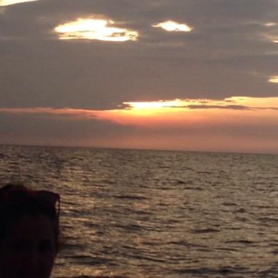 novolyscayone's profile picture. Hija, Hermana, Madre, Esposa, Amiga y super fans del Baloncesto venezolano sobre todo de mis muchachos, amo mi vida con todo lo que me a tocado, bueno y malo