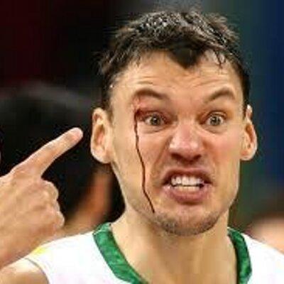 urijauskas's profile picture. Bacalá infame de persona.

Son más tweets los que me callo que los que twitteo.