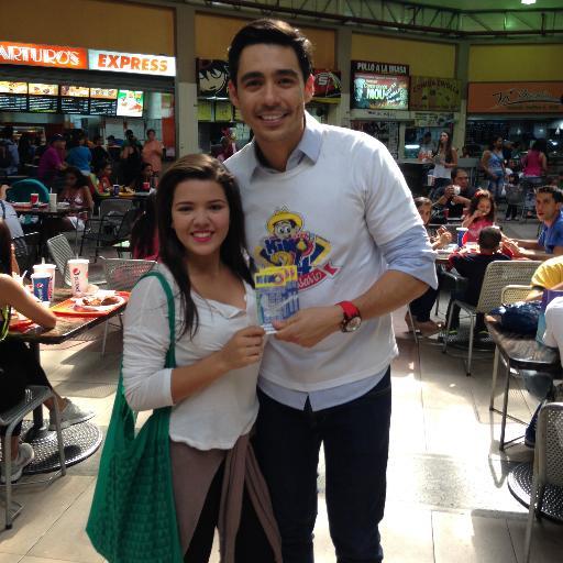 YesiJLRap's profile picture. Cada dia que pasa pienso mas en ti...  #Amor a #Distancia!!! :( Teamo3