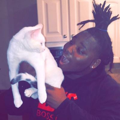 The realist dude you will ever meet! IG: heemdaboss Snapchat: heemwilliams