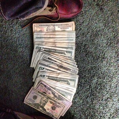 lifes_stoned's profile picture. 