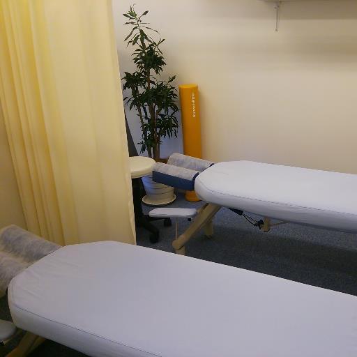 Body_CareCenter's profile picture. 東京都国分寺市戸倉の整体院  恋ヶ窪駅前カイロプラクティック 肩こり・腰痛・頭痛・首痛・骨盤ゆがみでお悩みの方、『気持ちいい』『楽になった』好評マッサージ！手技の施術。他の整体、接骨院や針灸、マッサージ店で改善しない方お気軽にお問い合わせ下さいませ。