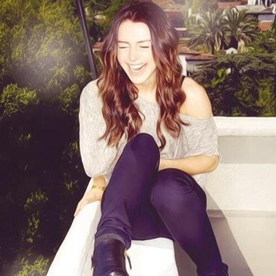 suchashepard's profile picture. Sister to Derek. Friend, Daughter and a surgeon. #omelia