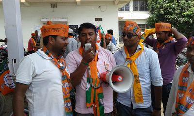 Dhirend51654209's profile picture. 