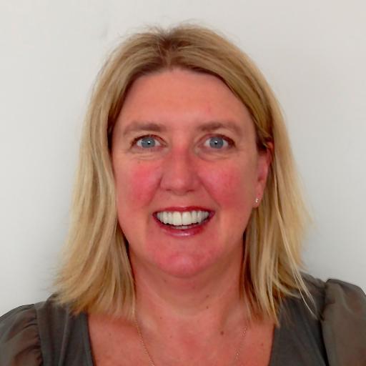 Linda is a mum and experienced nurse with a passion for helping families overcome the frustration & embarrassment of  night time bed wetting in children/teens.