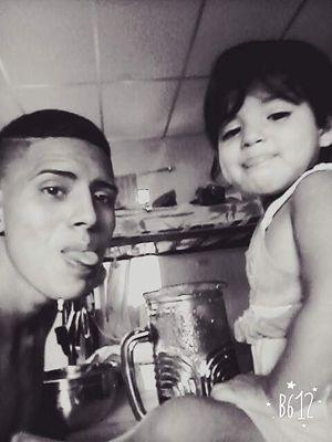 Alingtonj96's profile picture. Simplemente Feliz