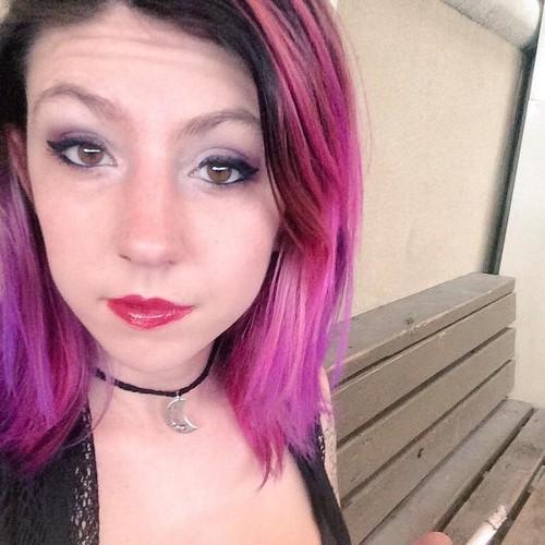 HippieWitch713's profile picture. Obsessed with smoking&the color black. Im a spoiled little brat/switch who loves attention, her daddy, and giftrocket tributes to: princesshippiewitch@gmail.com