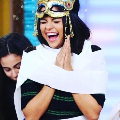 she followed you, she knows your existence and loves you so fucking much ❤️| @sunwilk