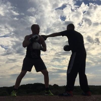 Dan Pattyson / Boxing Coach / 1-2-1 Padwork http://t.co/r16OqgX0O4 Instagram - PattysonPadwork