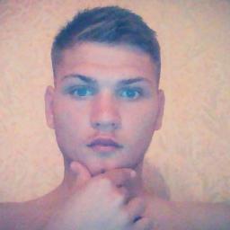 VladosMakarov's profile picture. 