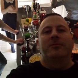 Getonwithit's profile picture. 