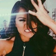 zjmIaurents's profile picture. 