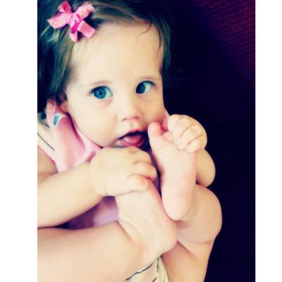 InnocentToHell's profile picture. She couldn't pick the world she was born into, this is what she has been chose to be raised in and this is where she'll live. [Age 2]