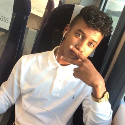 dodiblackwood97's profile picture. 