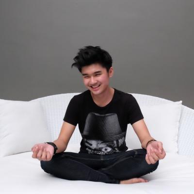 guruhdwiputra's profile picture. 