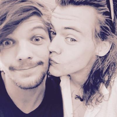 I love daddy and stuffies || innocent, 16 • @psyched__ makes me really happy ❤️ he's my hazza bear!
