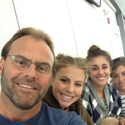 hmole's profile picture. 