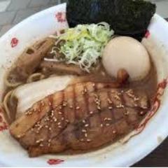 関西ラーメン（主に大阪）を紹介しています。元気いっぱいの一杯を気に入りましたらフォローお願いしますウフフ
ｳ,ｳﾏ━━━Ψ(°д°;!)━━━!!