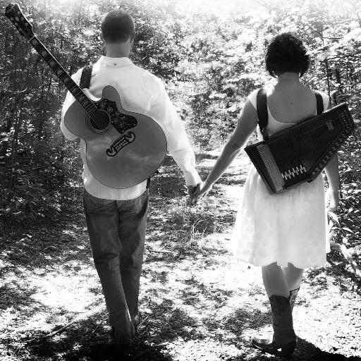 The Pea Pickin’ Hearts are a retro-styled Americana duo influenced by the sounds of the '40s & '50s.