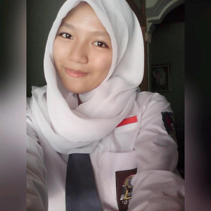Riska_Rahma14's profile picture. selalu libatkan Allah dalam hidupmu!!