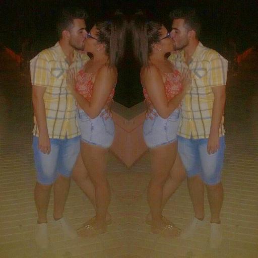 Dicen que nada nos salva de la muerte,pero que el amor nos salva de la vida,en ese caso yo,estoy salvada,y si he de perder el tiempo,lo pierdo contigo (L)
