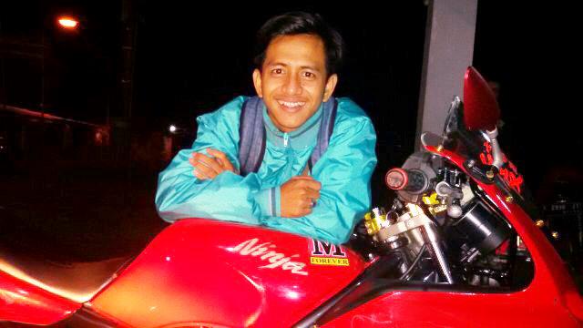 Demisioner Himpunan Mahasiswa Mesin STT Nusa Putra Sukabumi '12 •||•
Facebook : Randy Pratama
I'd Line : Randymesin
IG : Randymesin
PIN : 26337D2B