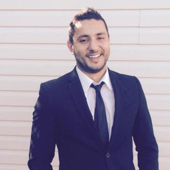 Marketer. Tech Startup guy. Father. Blockchain revolution believer