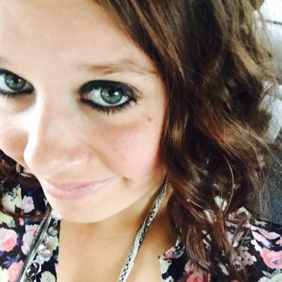 73b69917e30d422's profile picture. 