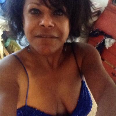 thecourtiebabe's profile picture. 