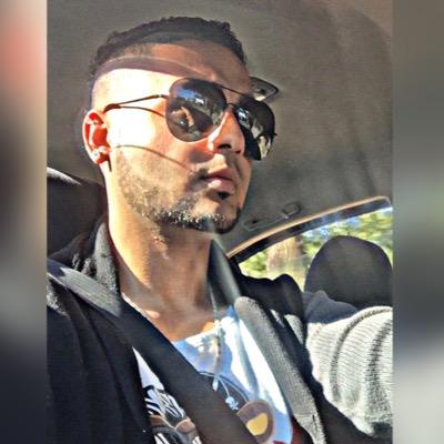 Avelez1989's profile picture. 