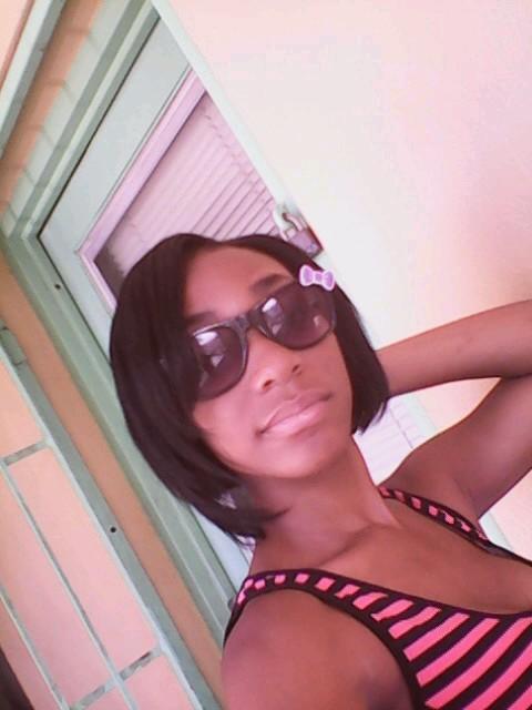 My favorite color is P.U.R.P.L.E  ☂/ I love animated moves☃//&I AM not afraid to admit it ☺ //☀ #$wiftie at heart / part of #teamfollowback
