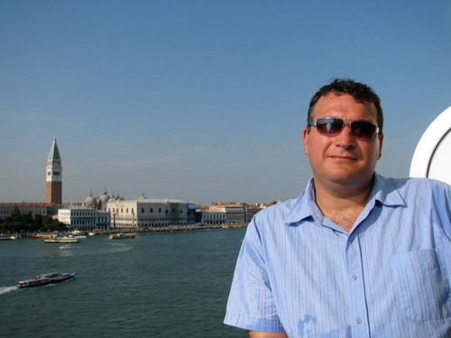 johnsant69's profile picture. 