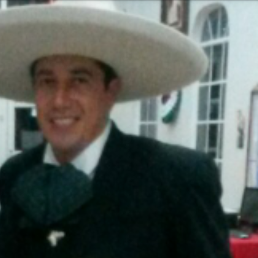 Lic. en Agronegocios, egresado del CUNORTE de la UdeG ; Charro, Padre de familia y buen amigo. De Colotlán, Jalisco. Capital Mundial del Piteado.