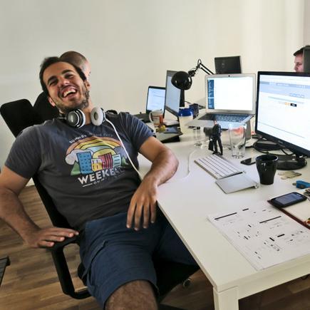 anagramik's profile picture. Software engineer