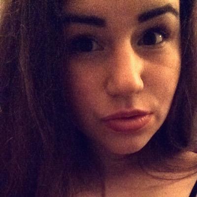 Hello! Here is my snapchat: LylaLonely :D