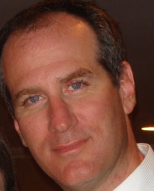 Popular Manhattan Orthodotist. Branded with Invisalign amd SureSmile. Lectures for Invisalign training dentists world-wide.
