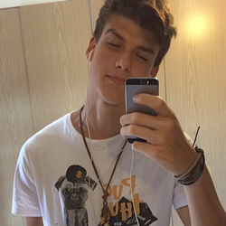 fallpegador's profile picture. 