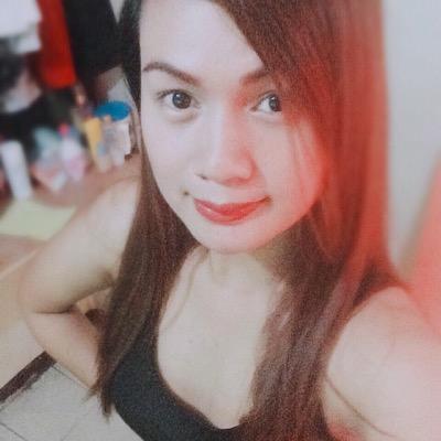 5'7 100%pinay.always craving yet controling.DAZZLINGLY BEAUTIFUL.FREAKISHLY SEXY:D lol