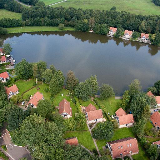 Midden in het schitterende Drentse landschap ligt Vakantiepark Landgoed Het Timmerholt.