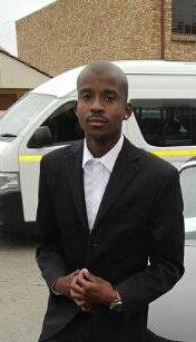 godisangjerry's profile picture. 