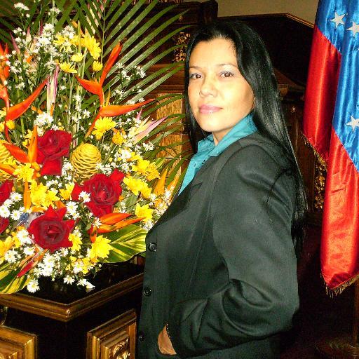 MARIA ISABEL BRICEÑO