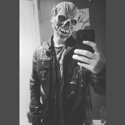 NeextoZombieGo's profile picture. youtube/instagram/steam/skype: viraptor21
