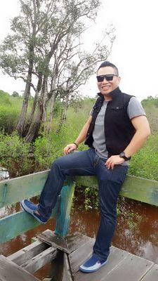 herlangultom's profile picture. di mulai dari hati yang iklas