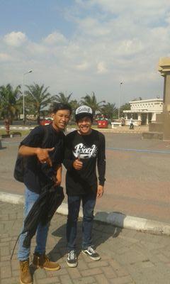 dhadunk10's profile picture. ya atau tidak sama sekali